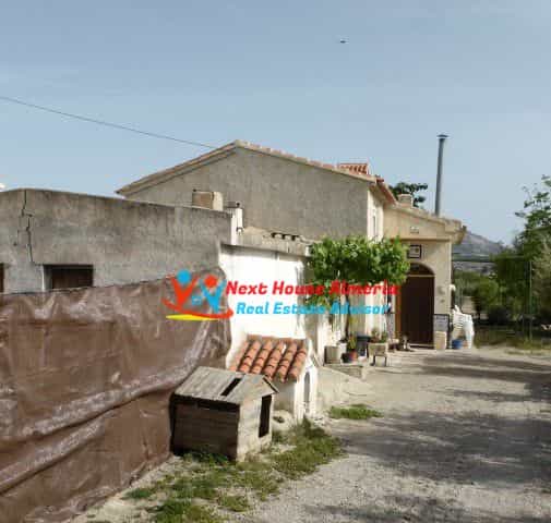 жилой дом в Велес Бланко, Андалусия 10484377