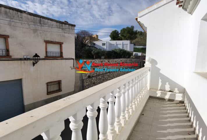 жилой дом в Lubrín, Andalusia 10484407