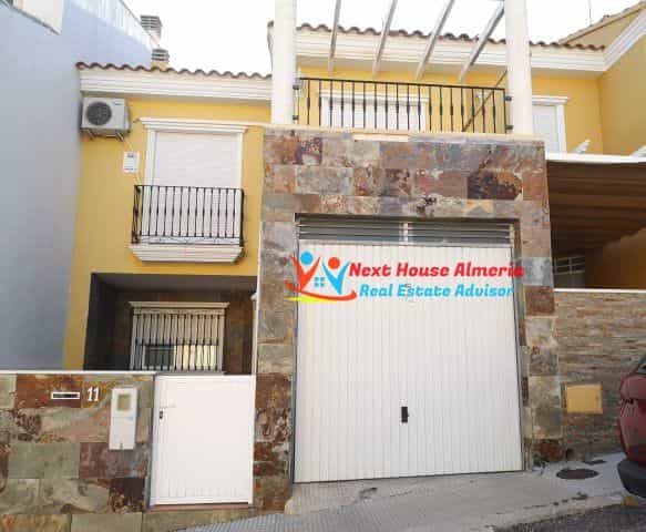 Dom w Olula del Rio, Andaluzja 10484423