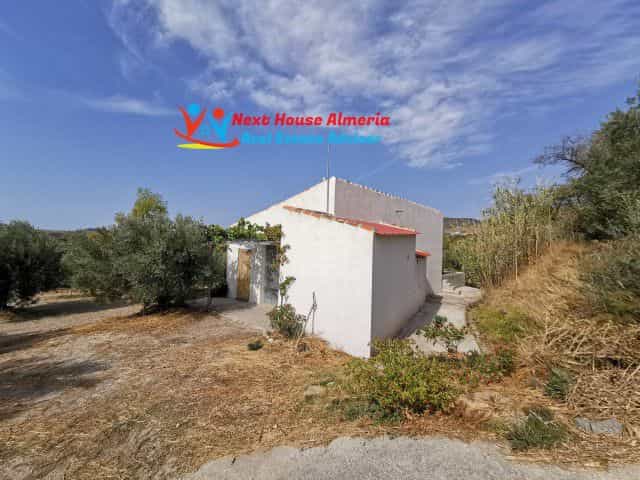 Dom w Oria, Andaluzja 10484449