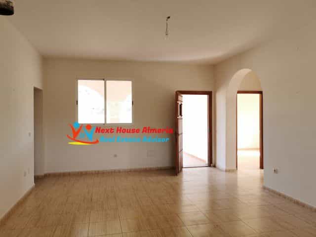House in Fines, Andalucía 10484452