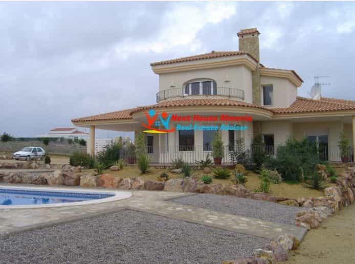 rumah dalam Vera, Andalusia 10484484