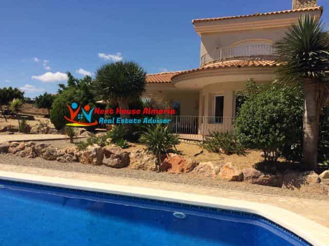 жилой дом в Vera, Andalusia 10484484
