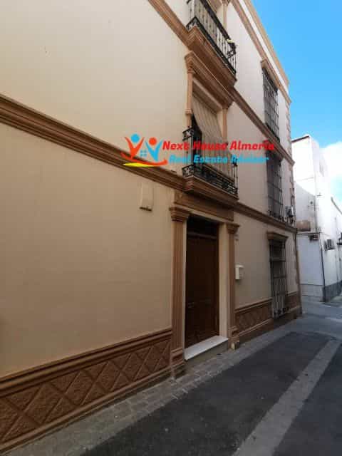 عمارات في Vera, Andalusia 10484495