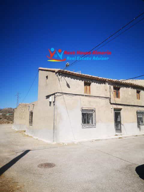 rumah dalam Albox, Andalusia 10484511