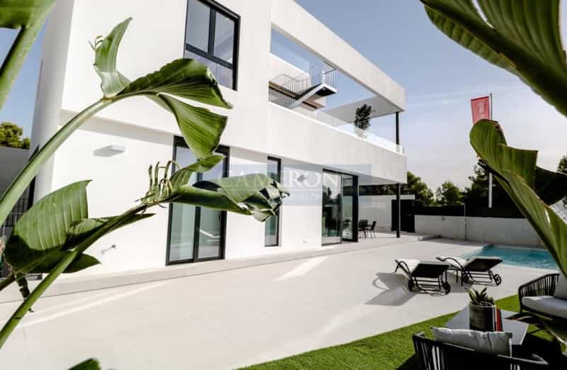 House in Finestrat, Valencia 10484519