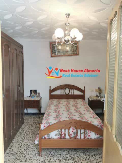 House in Oria, Andalusia 10484528