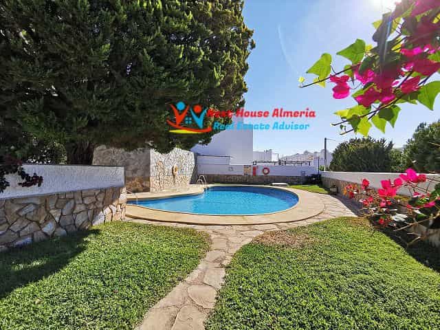 Eigentumswohnung im Mojacar, Andalusia 10484539