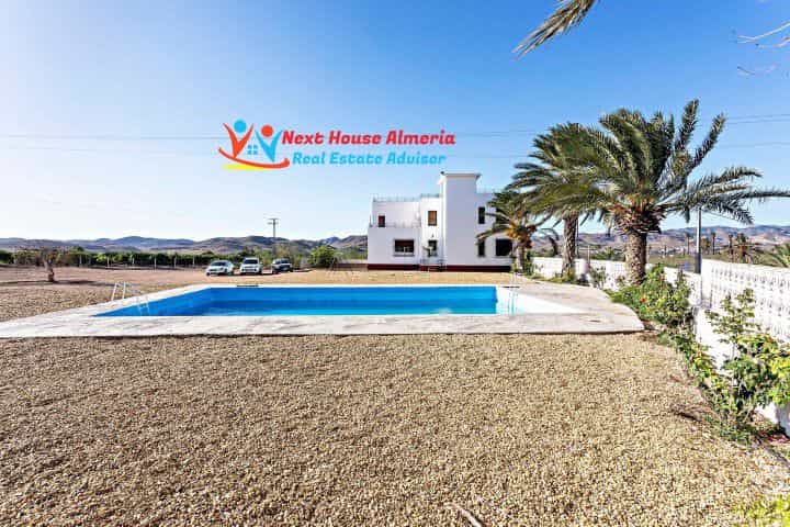 House in Huercal-Overa, Andalusia 10484560