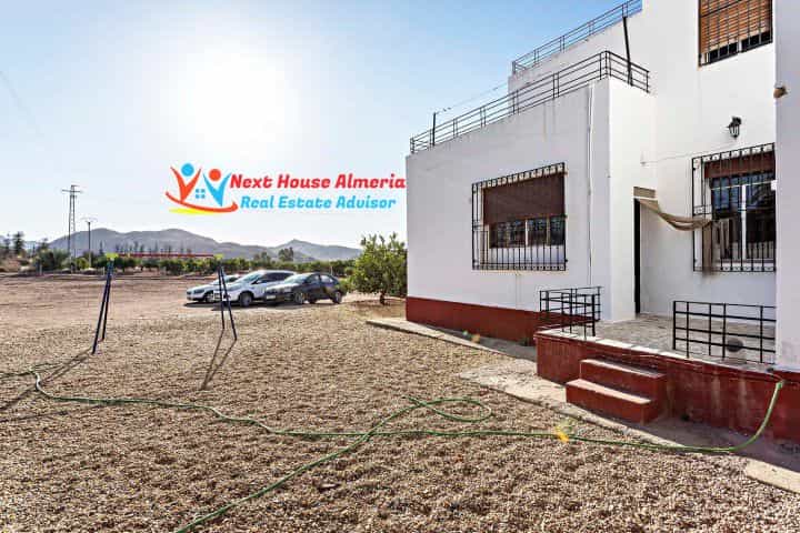 casa en El Pilar, Andalucía 10484560