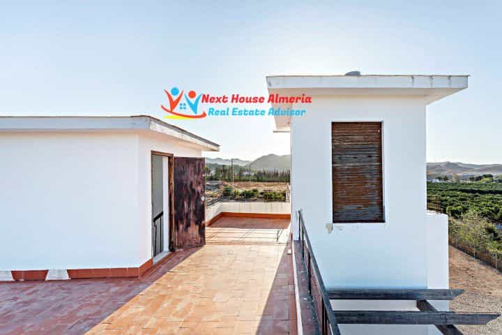rumah dalam El Pilar, Andalucía 10484560