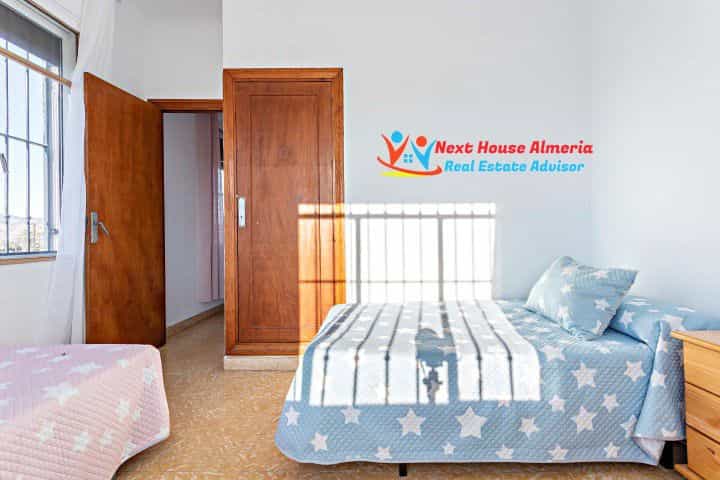 casa en El Pilar, Andalucía 10484560