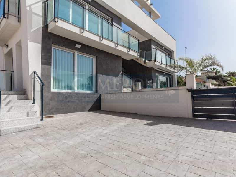Condominium in Gran Alacant, Valencian Community 10484588