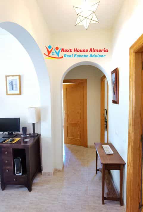 Talo sisään Albanchez, Andalusia 10484633