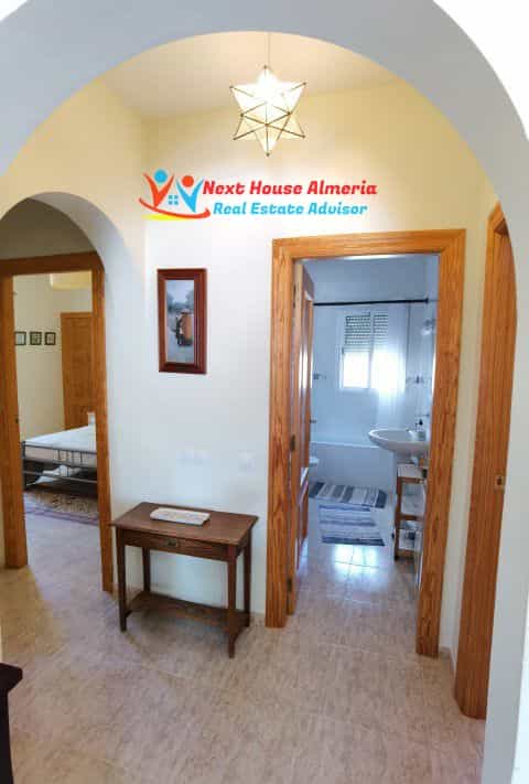 Будинок в Albanchez, Andalusia 10484633
