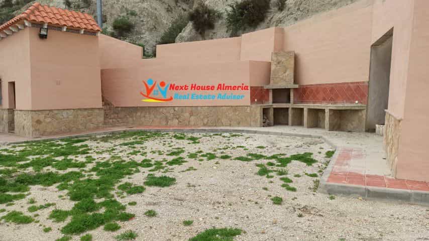 Будинок в Куевас-дель-Альмансора, Андалусія 10484637