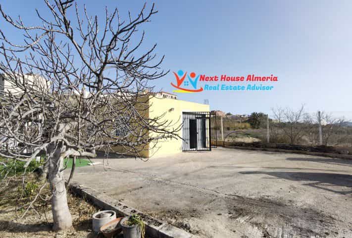 House in Fines, Andalucía 10484724