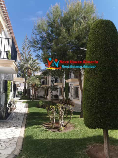 Condominium dans Vera, Andalusia 10484741