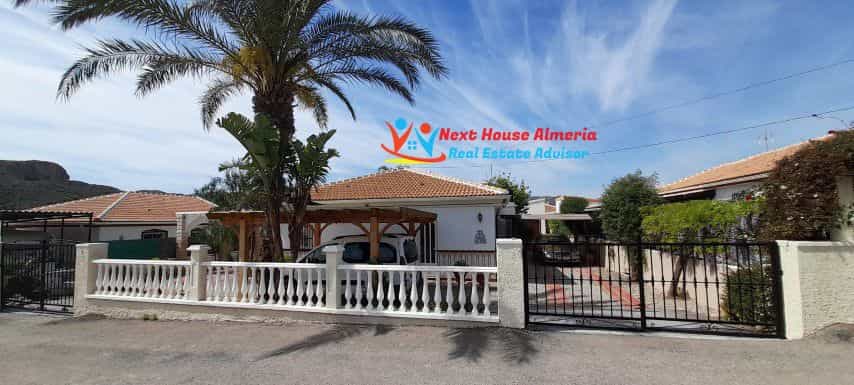 房子 在 Arboleas, Andalusia 10484743