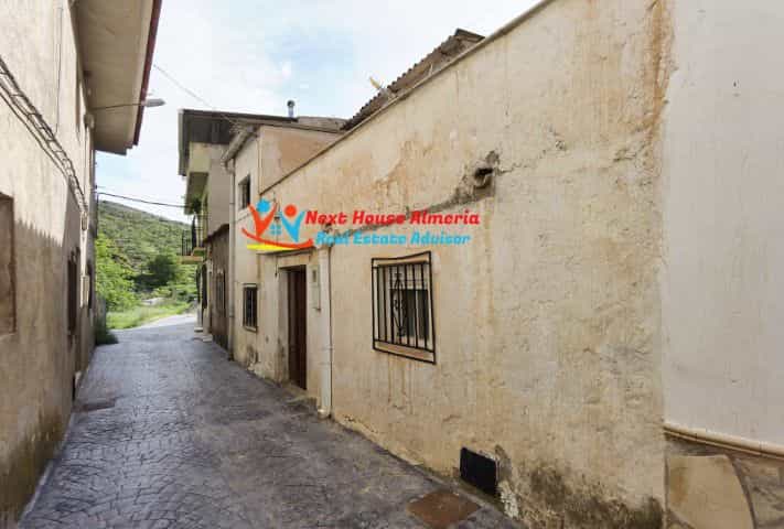 Rumah di Alcontar, Andalusia 10484756
