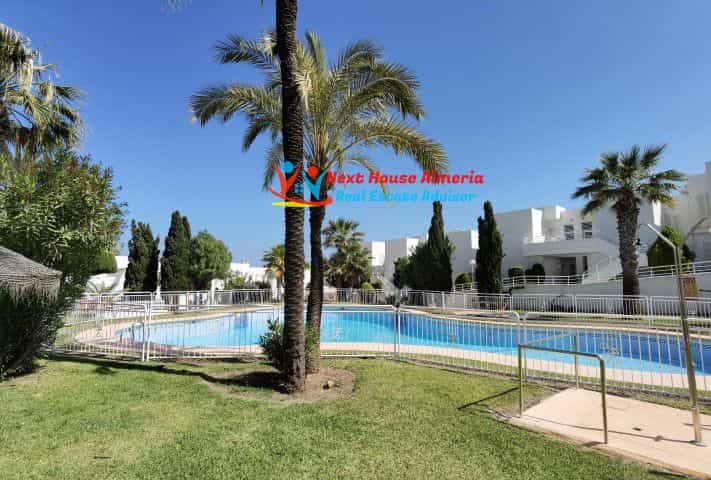 Eigentumswohnung im Mojacar, Andalusia 10484760