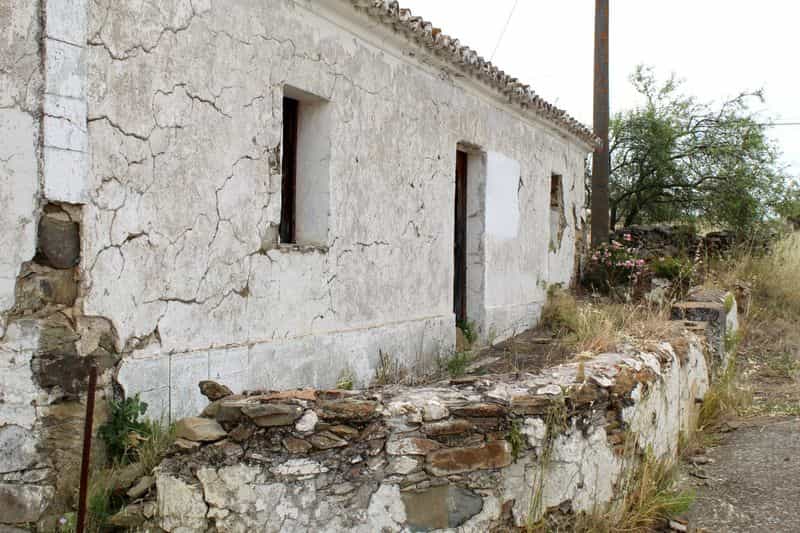 House in Alcoutim, Faro District 10485230