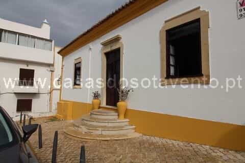 House in Olhos de Água, Faro District 10485252