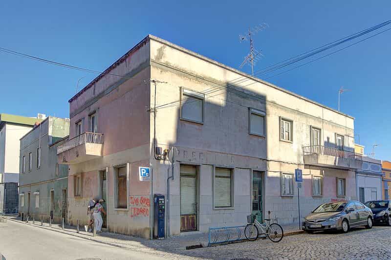 Perindustrian dalam Vila Real de Santo Antonio, Faro 10485256
