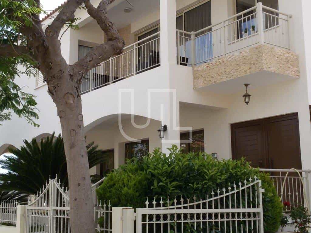 Condominio nel Kissonerga, Paphos 10485504