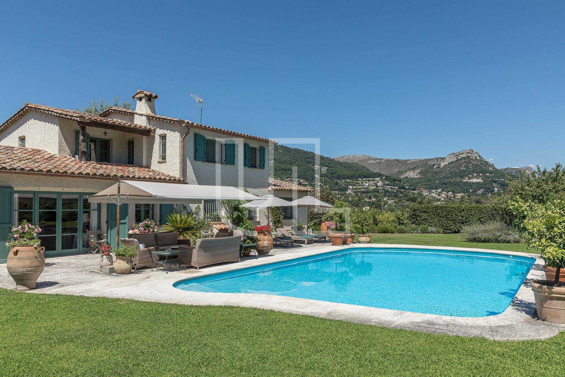 rumah dalam Vence, Provence-Alpes-Côte d'Azur 10485665