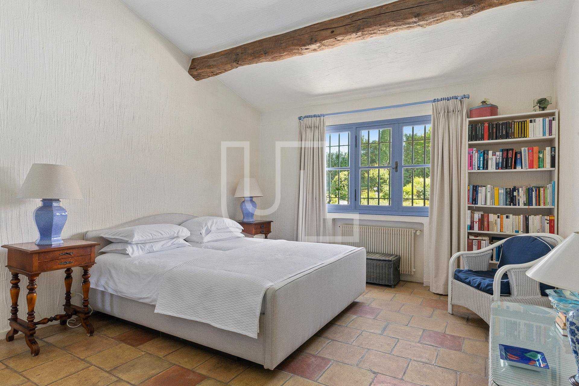 House in Vence, Provence-Alpes-Côte d'Azur 10485665