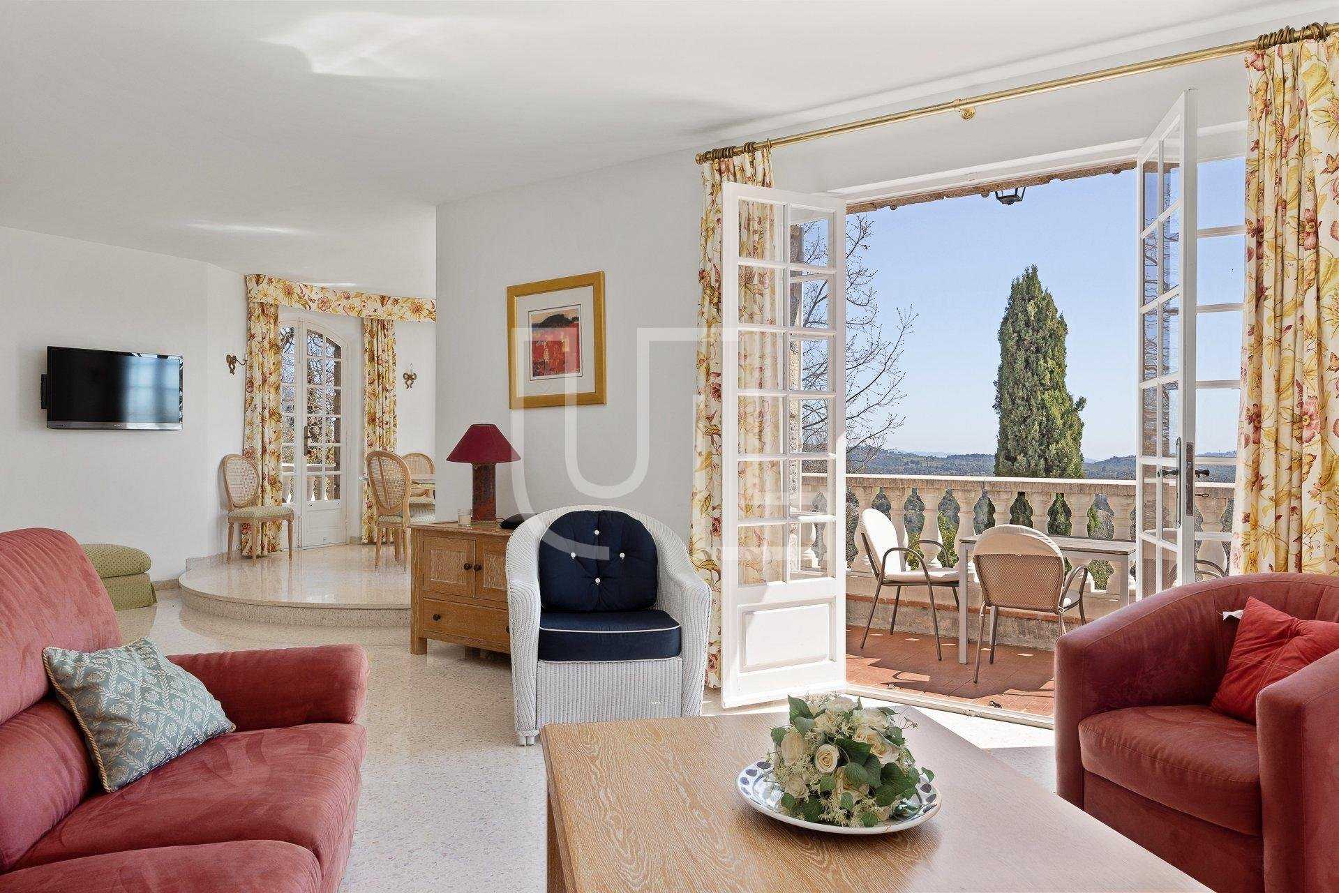 House in L'Istre, Provence-Alpes-Cote d'Azur 10485670