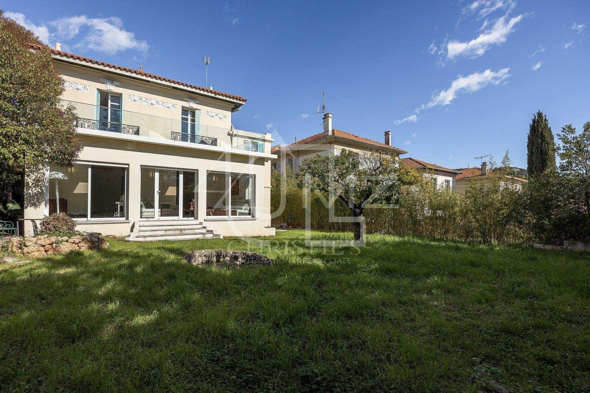 Hus i Le Cannet, Provence-Alpes-Cote d'Azur 10485706