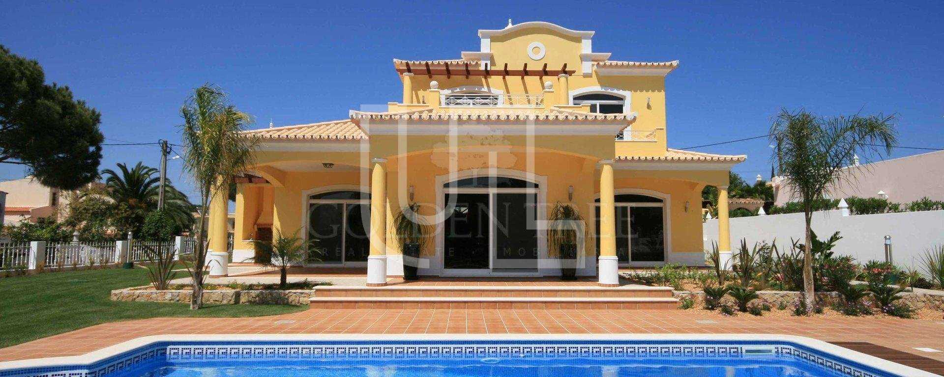 House in Benfarras, Faro 10485736
