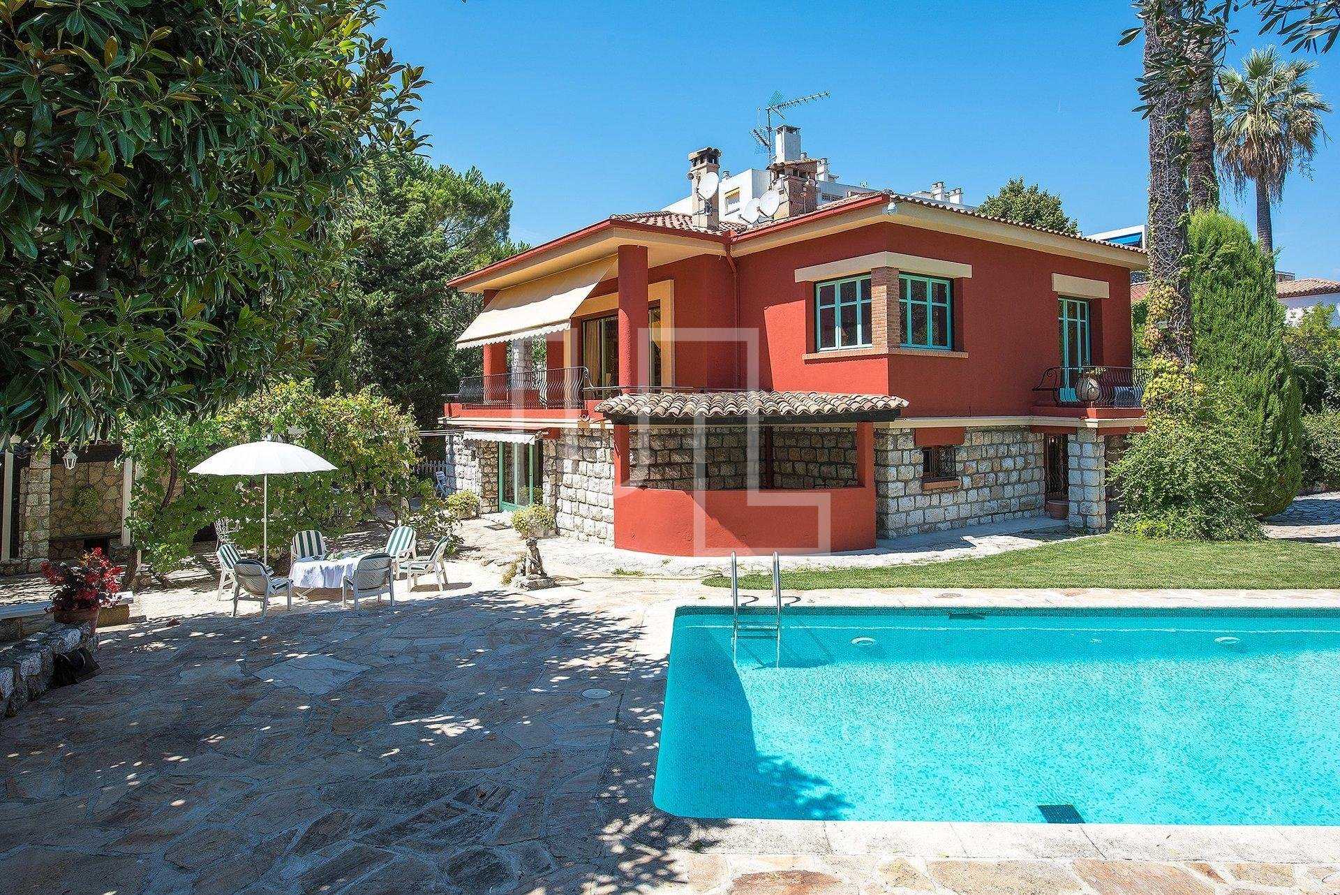 Haus im Nice, Provence-Alpes-Côte d'Azur 10485758