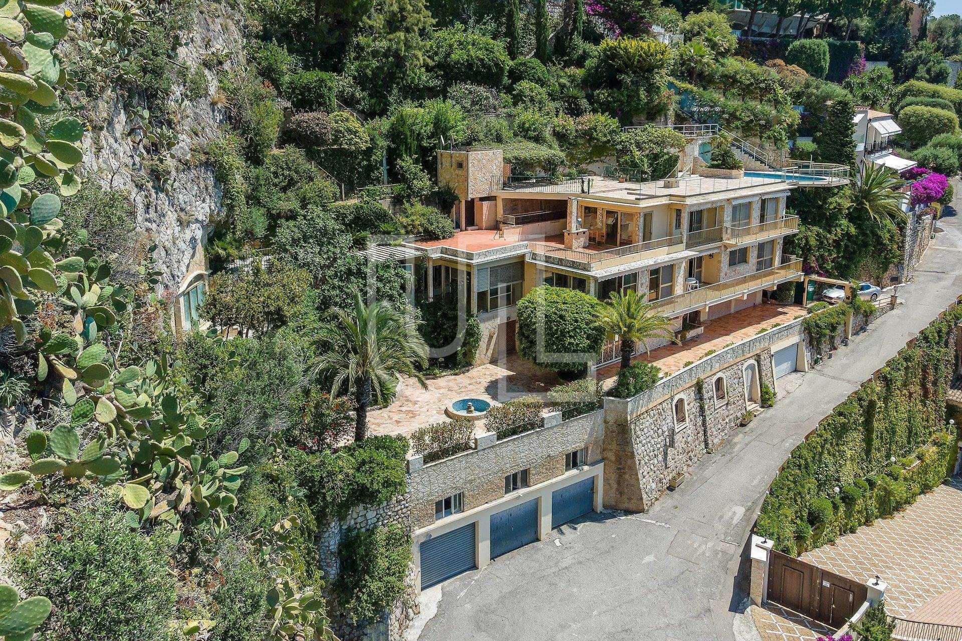 жилой дом в Cap-d'Ail, Provence-Alpes-Côte d'Azur 10485765