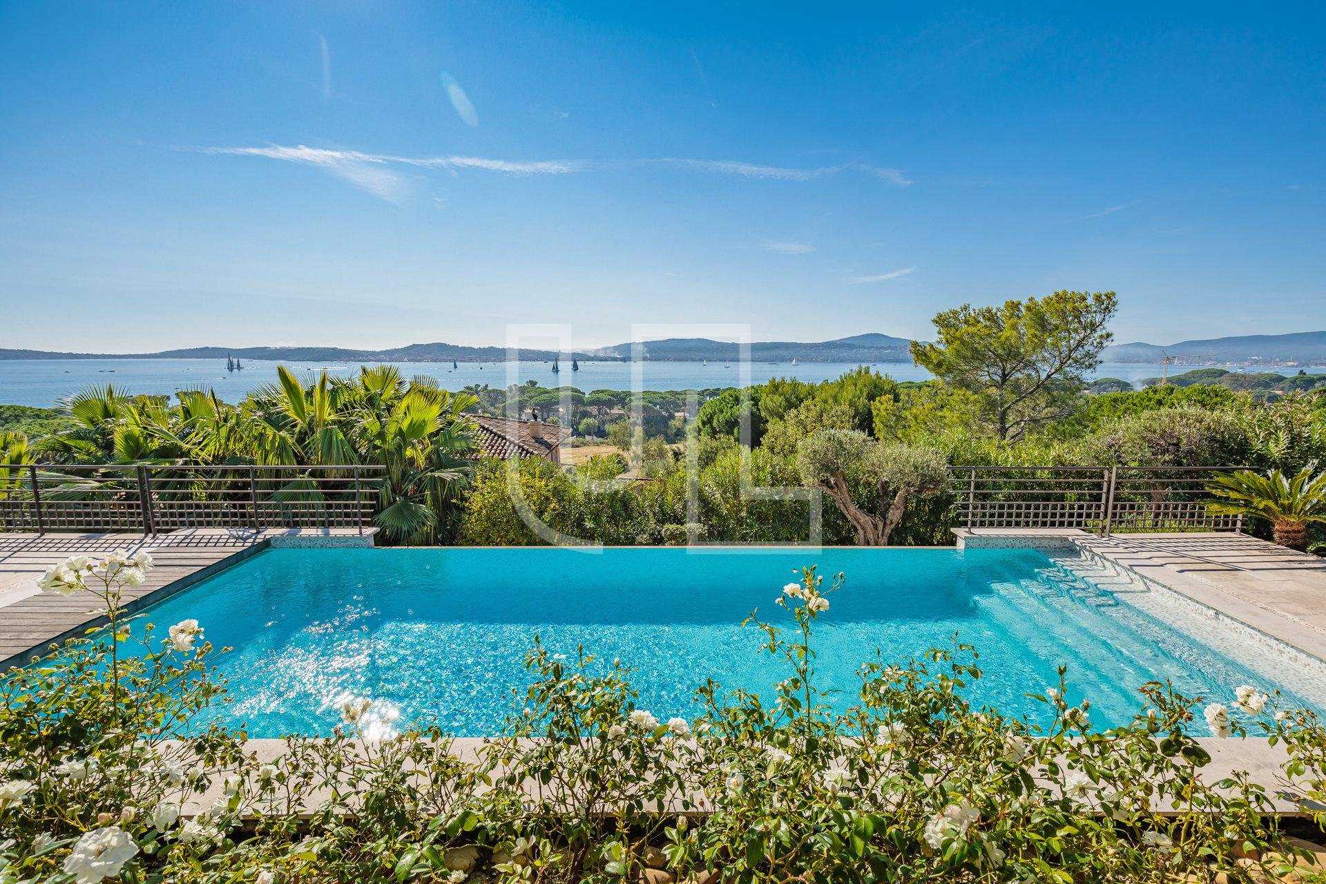 rumah dalam Grimaud, Provence-Alpes-Côte d'Azur 10485770