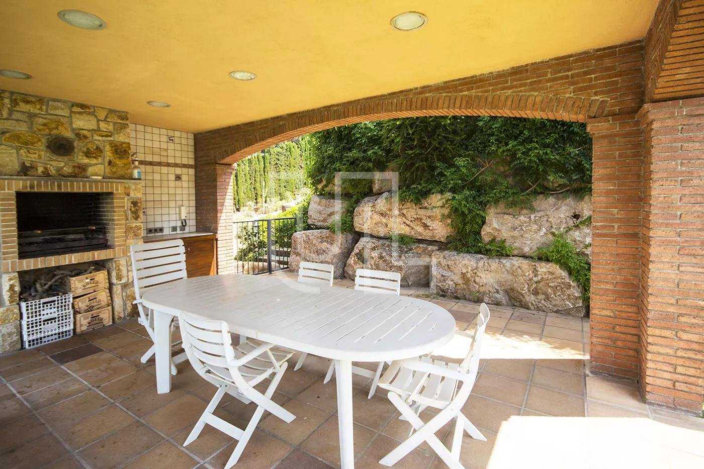 House in Cabrils, Catalonia 10485827