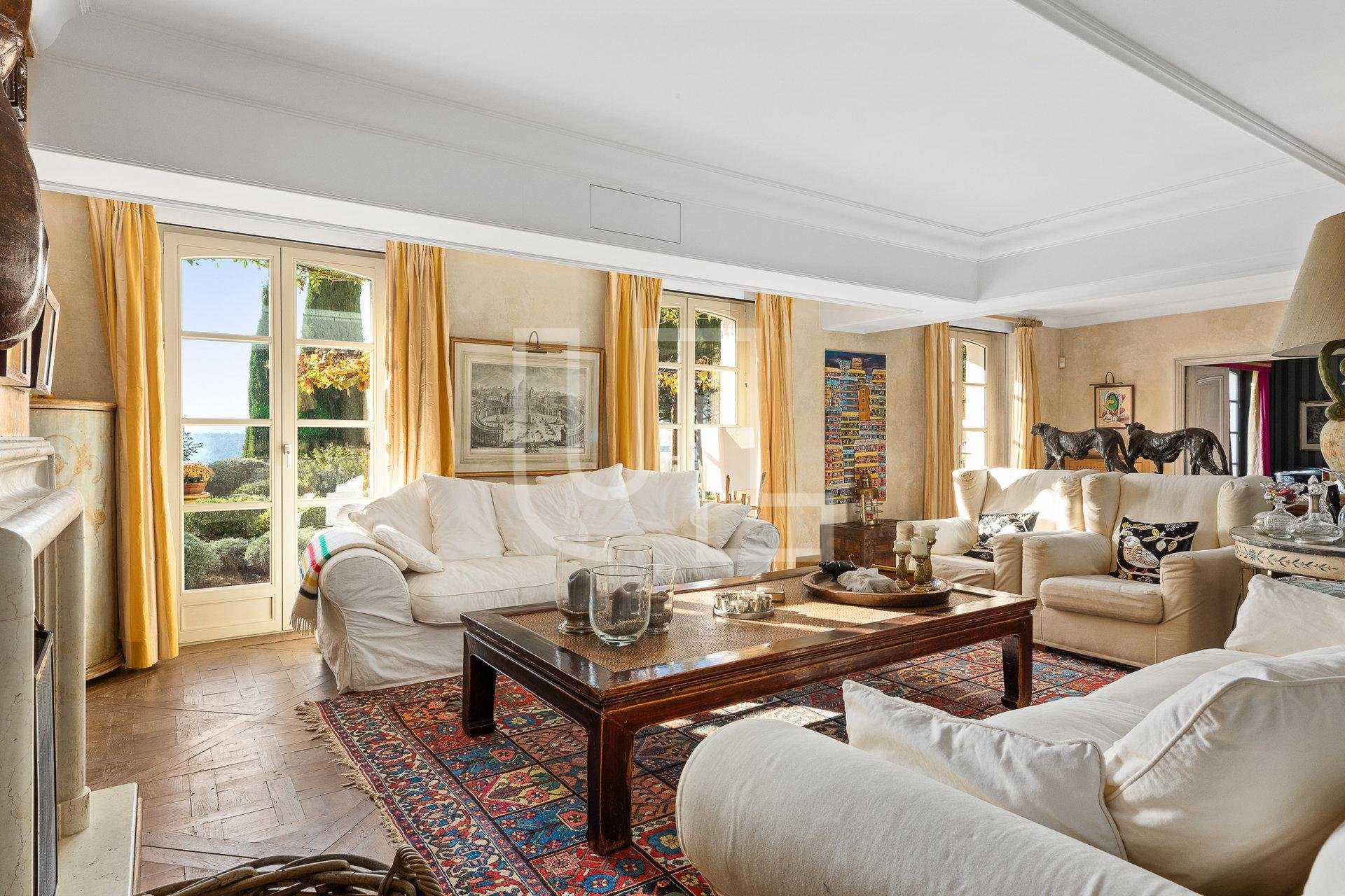 Rumah di Grasse, Provence-Alpes-Cote d'Azur 10485858