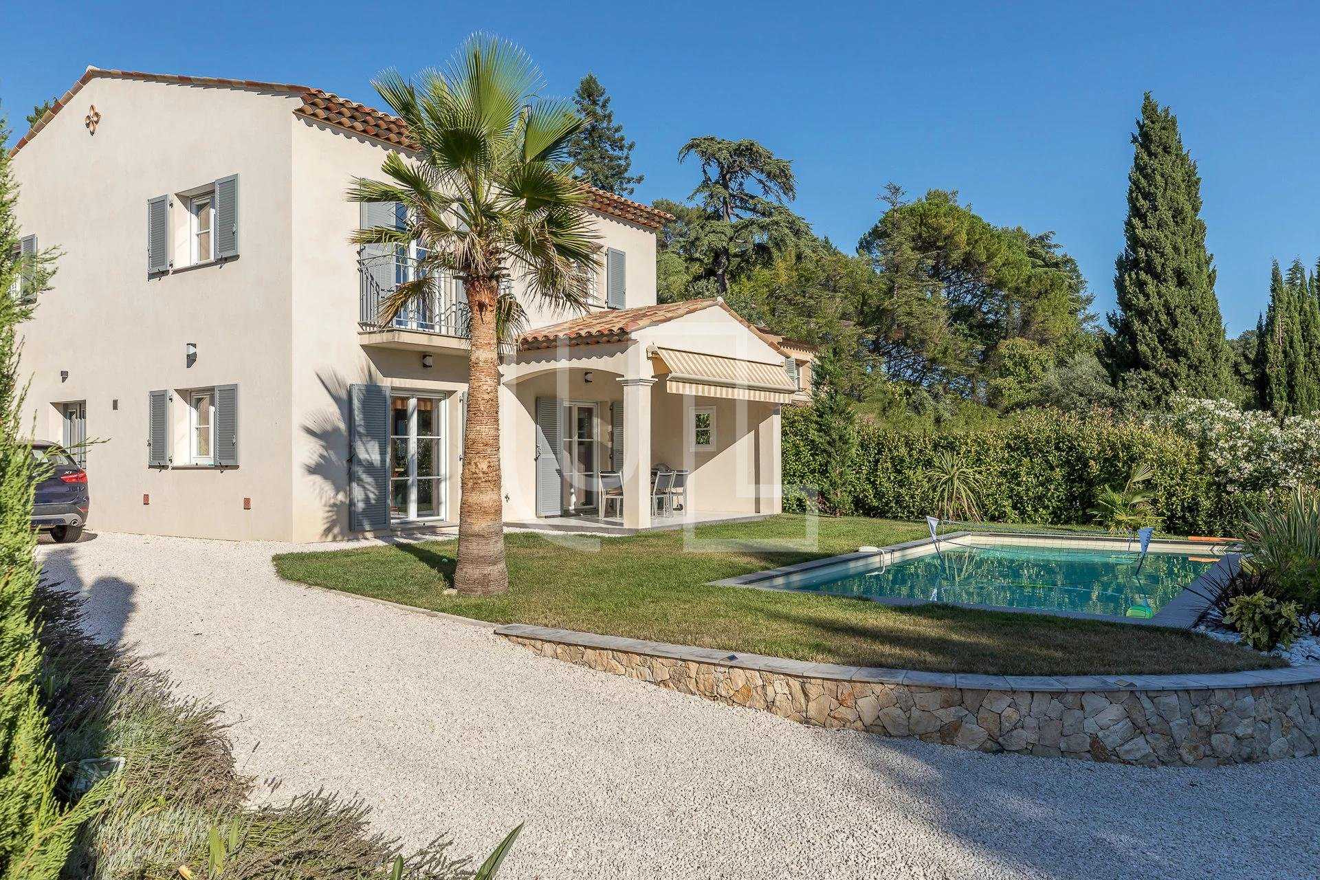 rumah dalam Valbonne, Provence-Alpes-Côte d'Azur 10485939