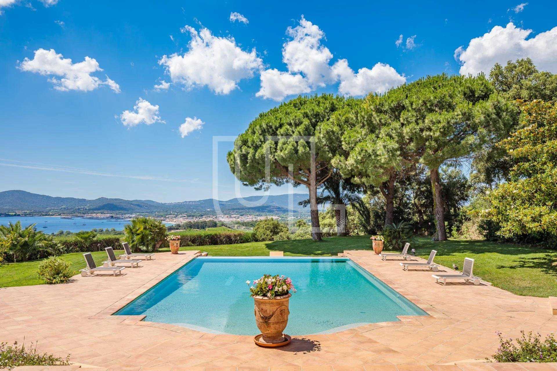 House in Grimaud, Provence-Alpes-Cote d'Azur 10485974