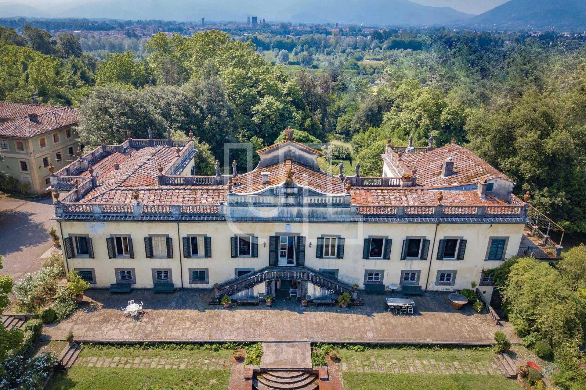 Hus i Lucca, Toscana 10486086
