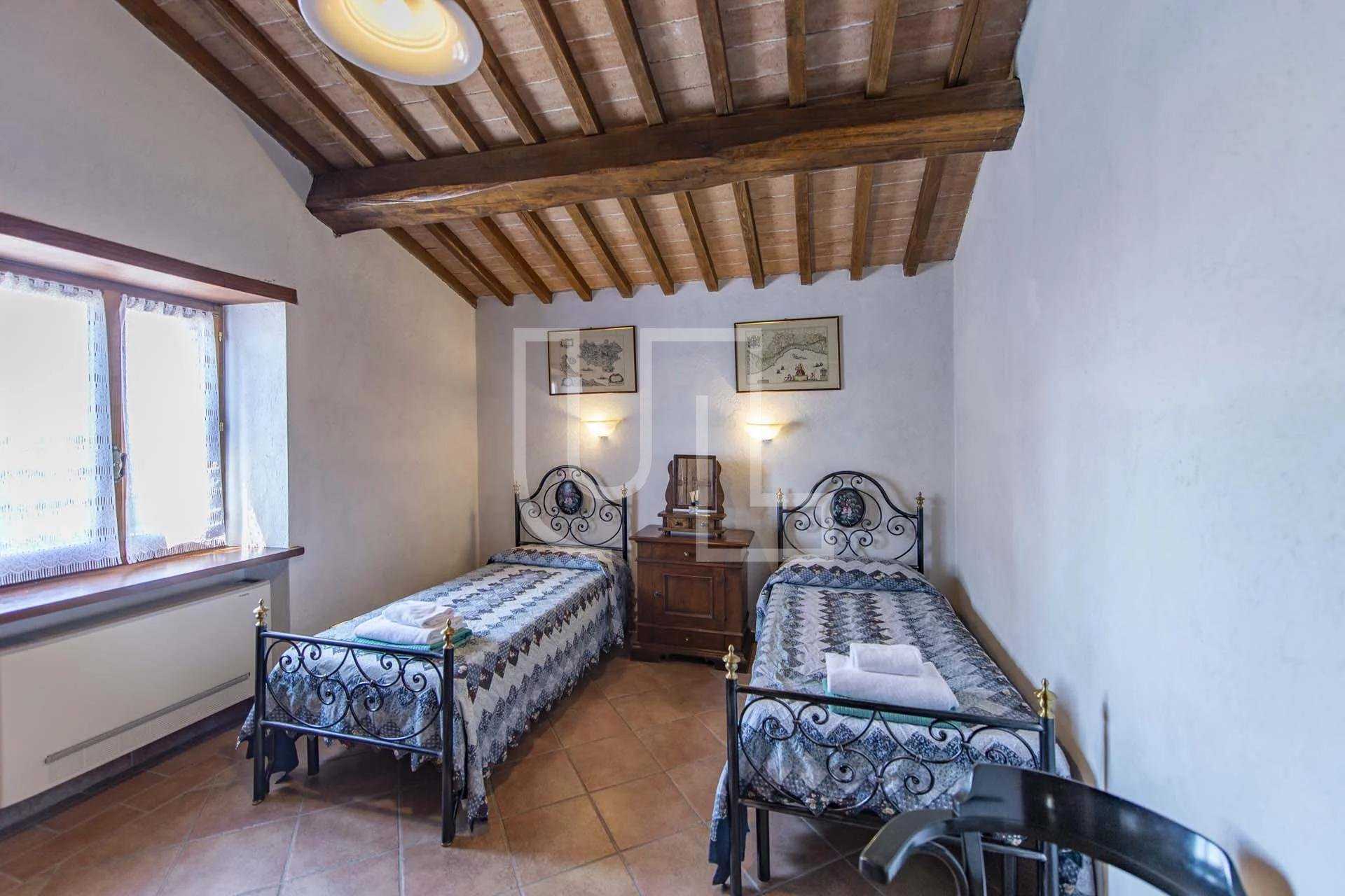 Talo sisään Monte Santa Maria Tiberina, Umbria 10486091