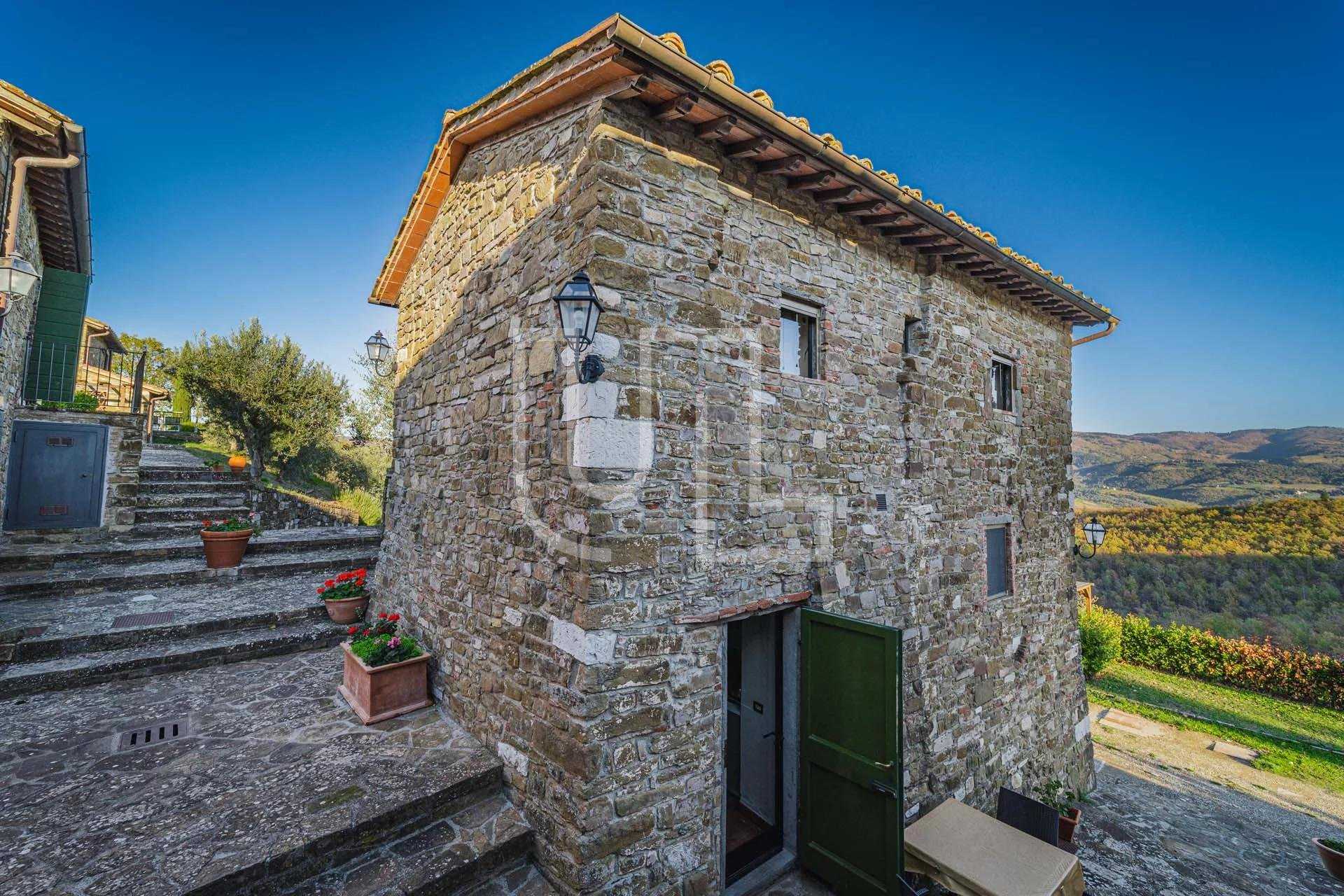 بيت في Greve in Chianti, Toscana 10486095