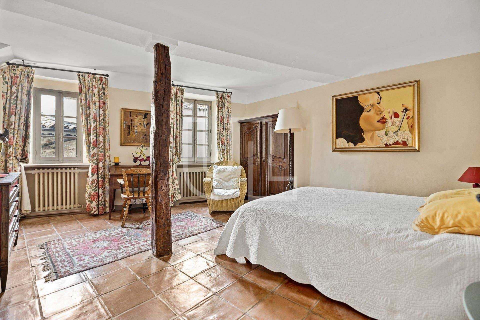 rumah dalam Mougins, Provence-Alpes-Côte d'Azur 10486346