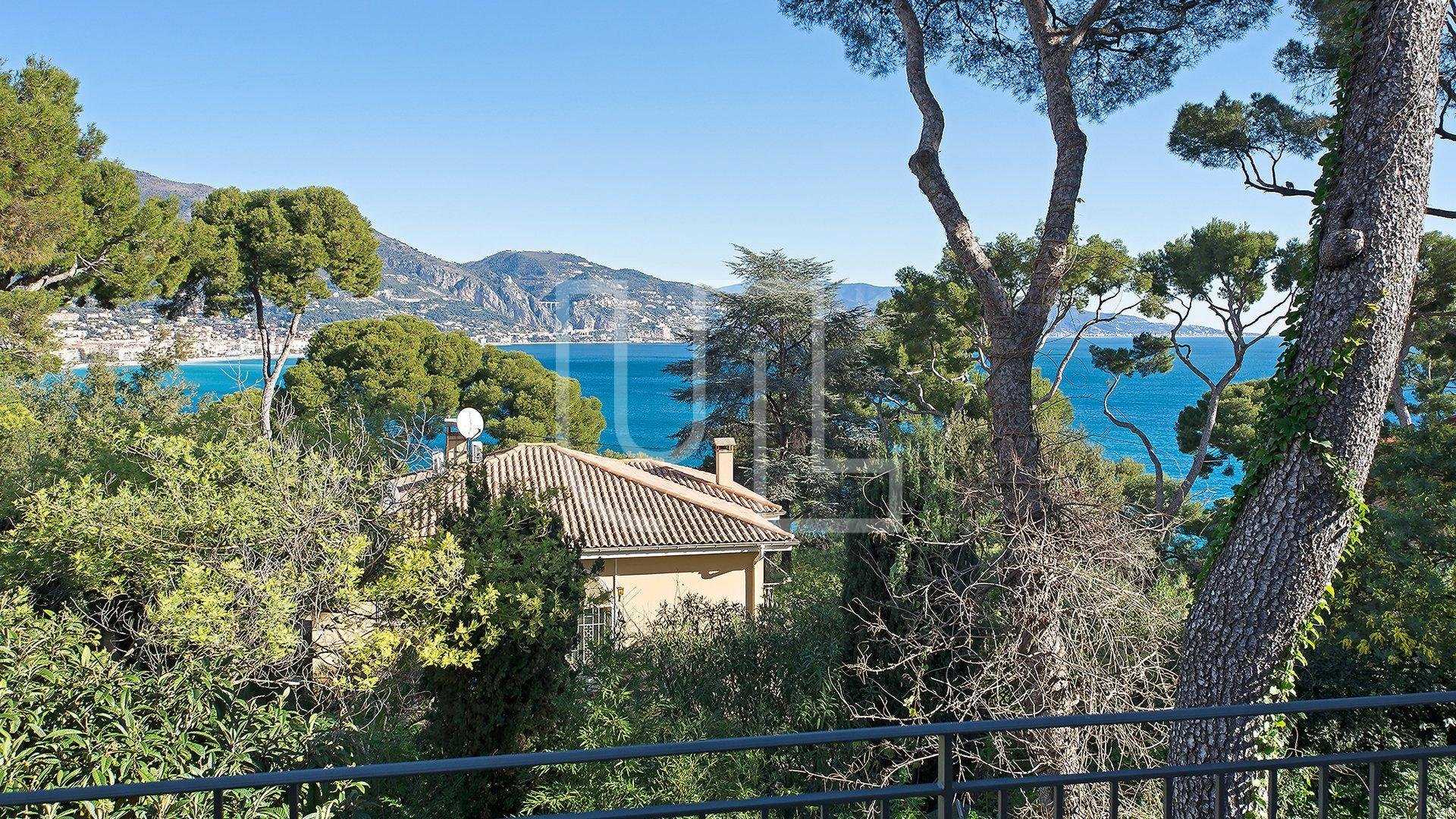 loger dans Cap-Martin, Provence-Alpes-Côte d'Azur 10486396