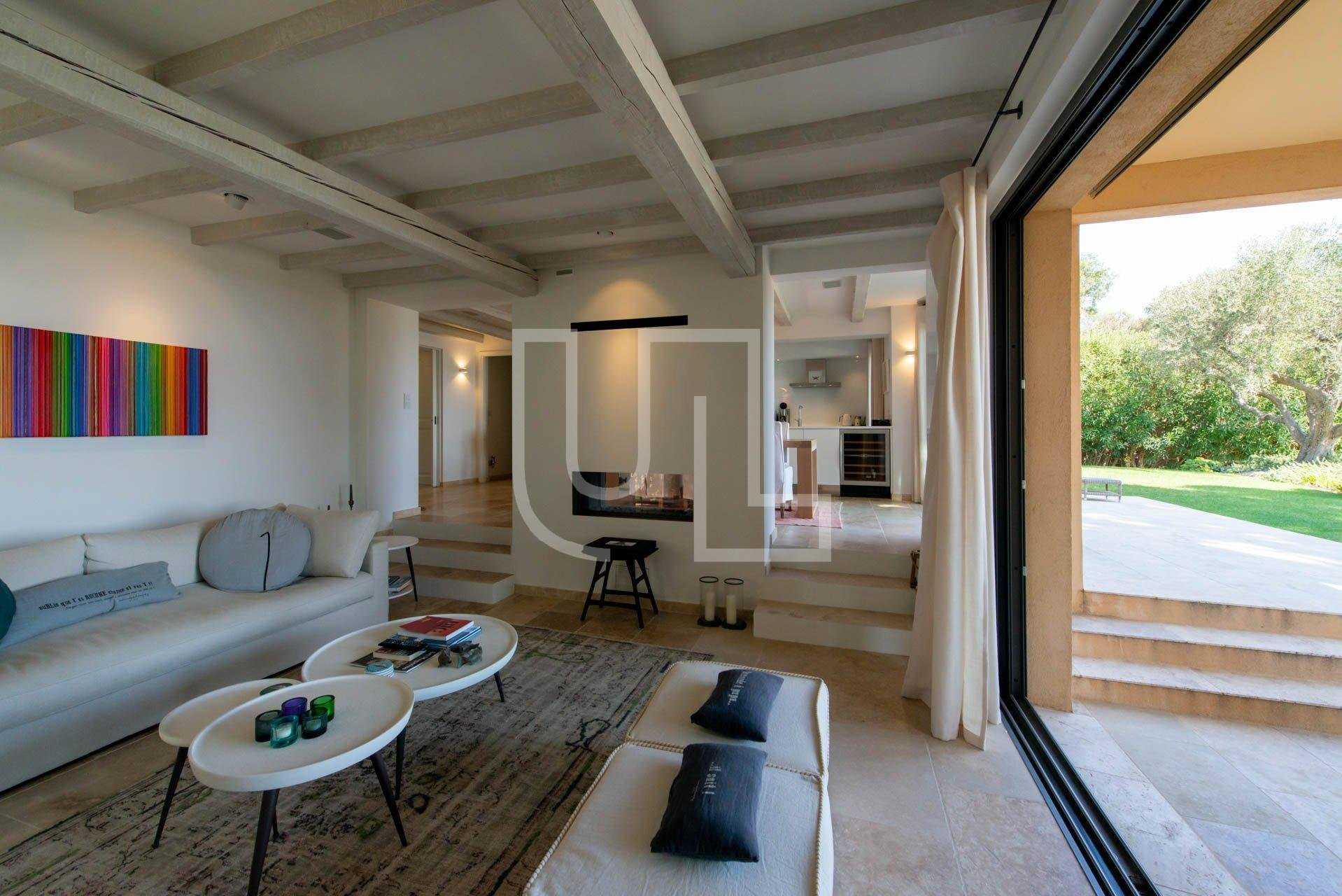 분양 아파트 에 Grimaud, Provence-Alpes-Côte d'Azur 10486399