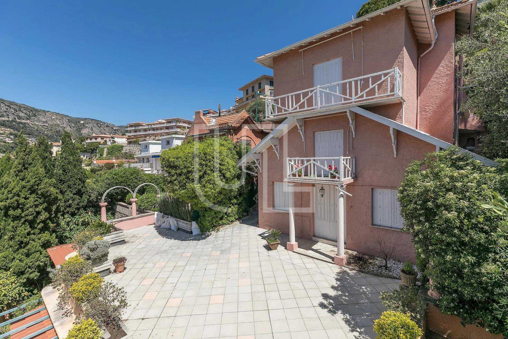 Rumah di Saint-Jean-Cap-Ferrat, Provence-Alpes-Cote d'Azur 10486401