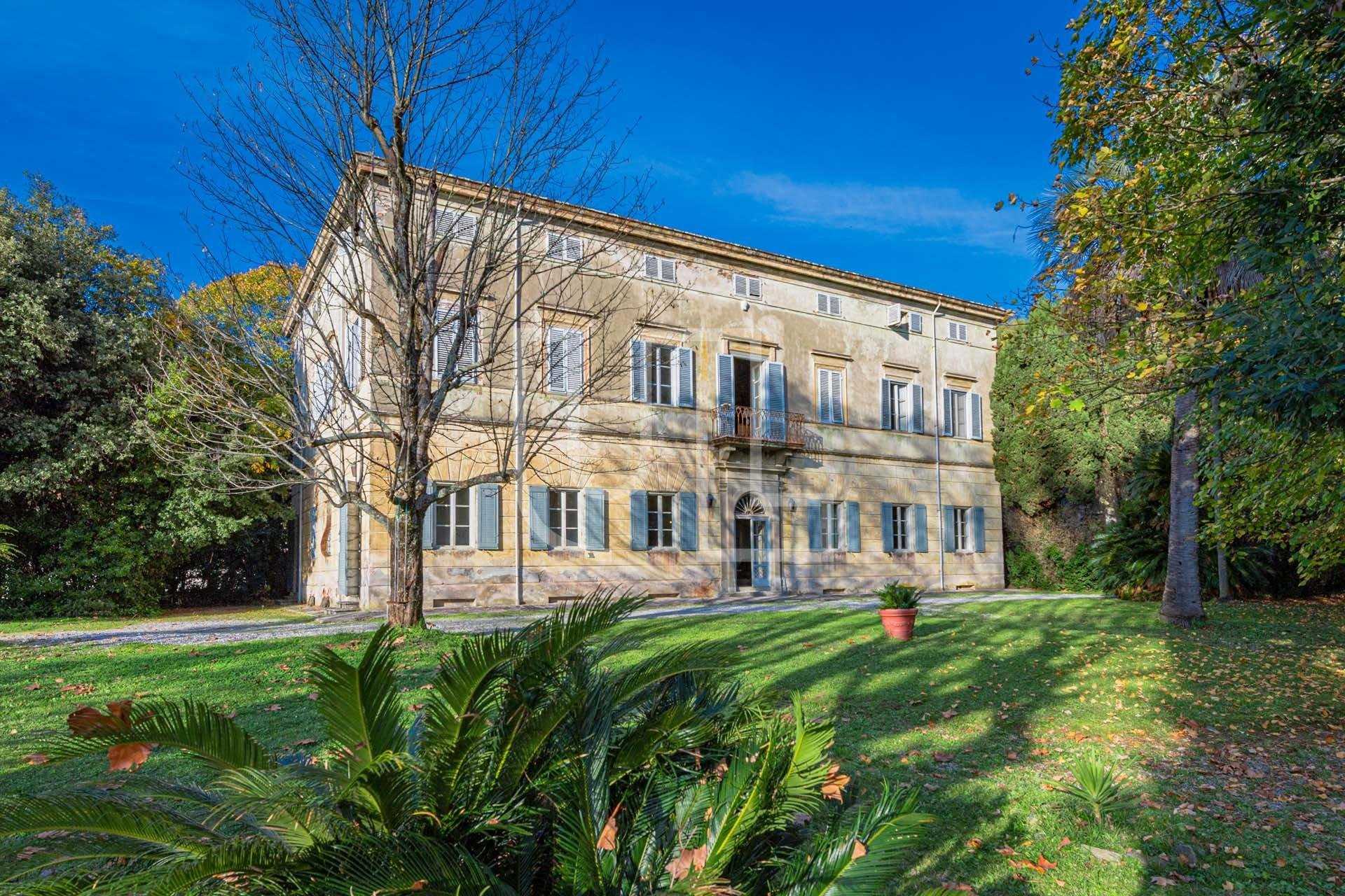 жилой дом в Sant'Anna, Tuscany 10486472