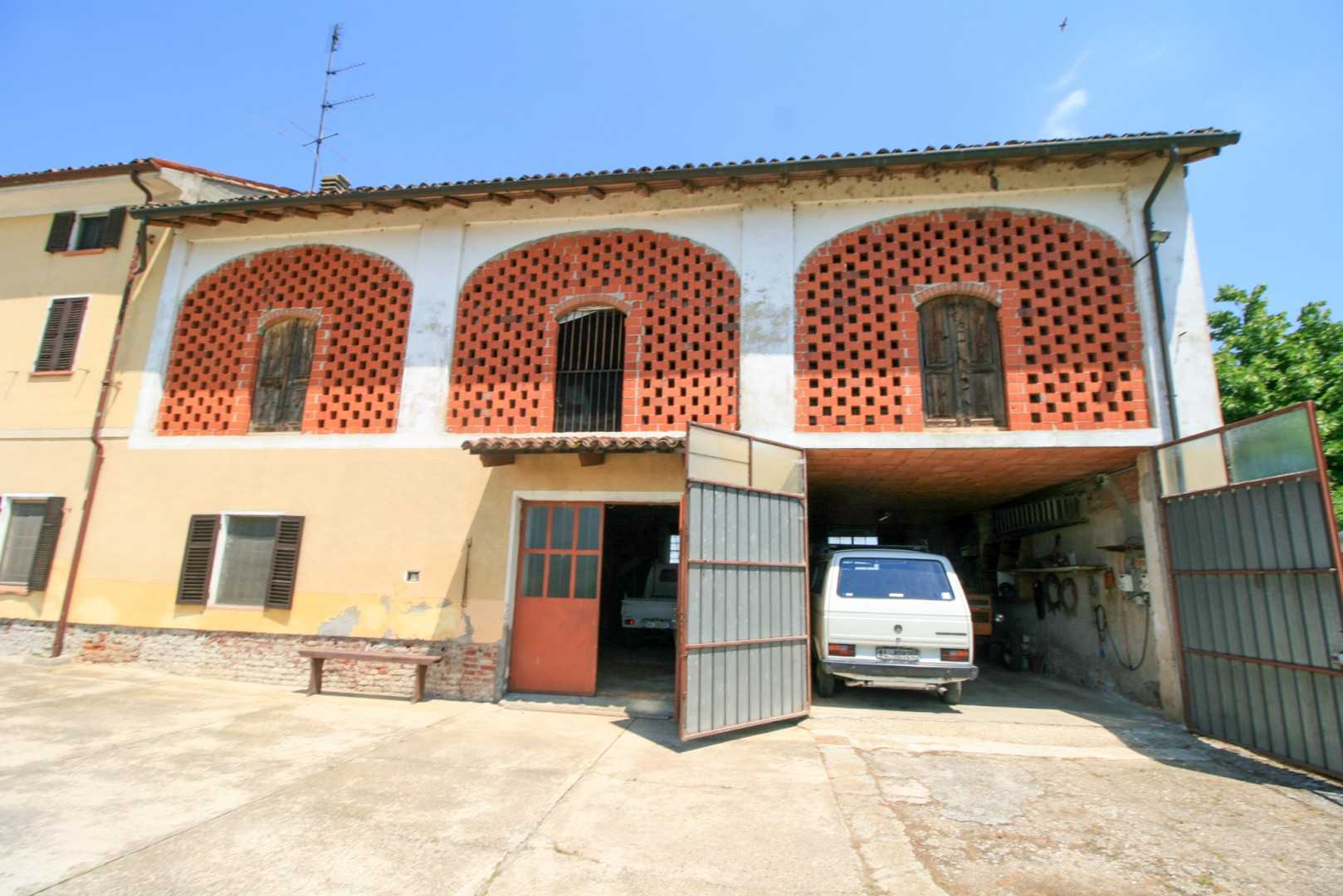 房子 在 博尔戈圣马蒂诺, 3 Località San Maria del Tempio 10585677